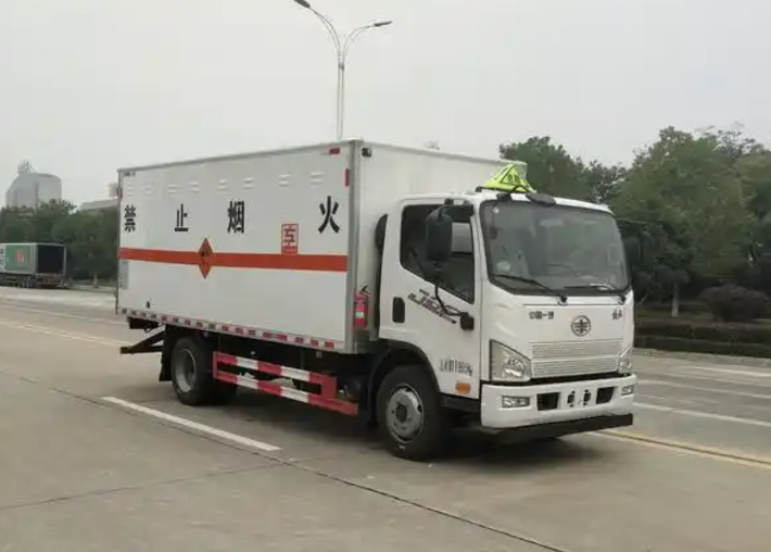 夏河爆破器材运输车可以上高速吗？