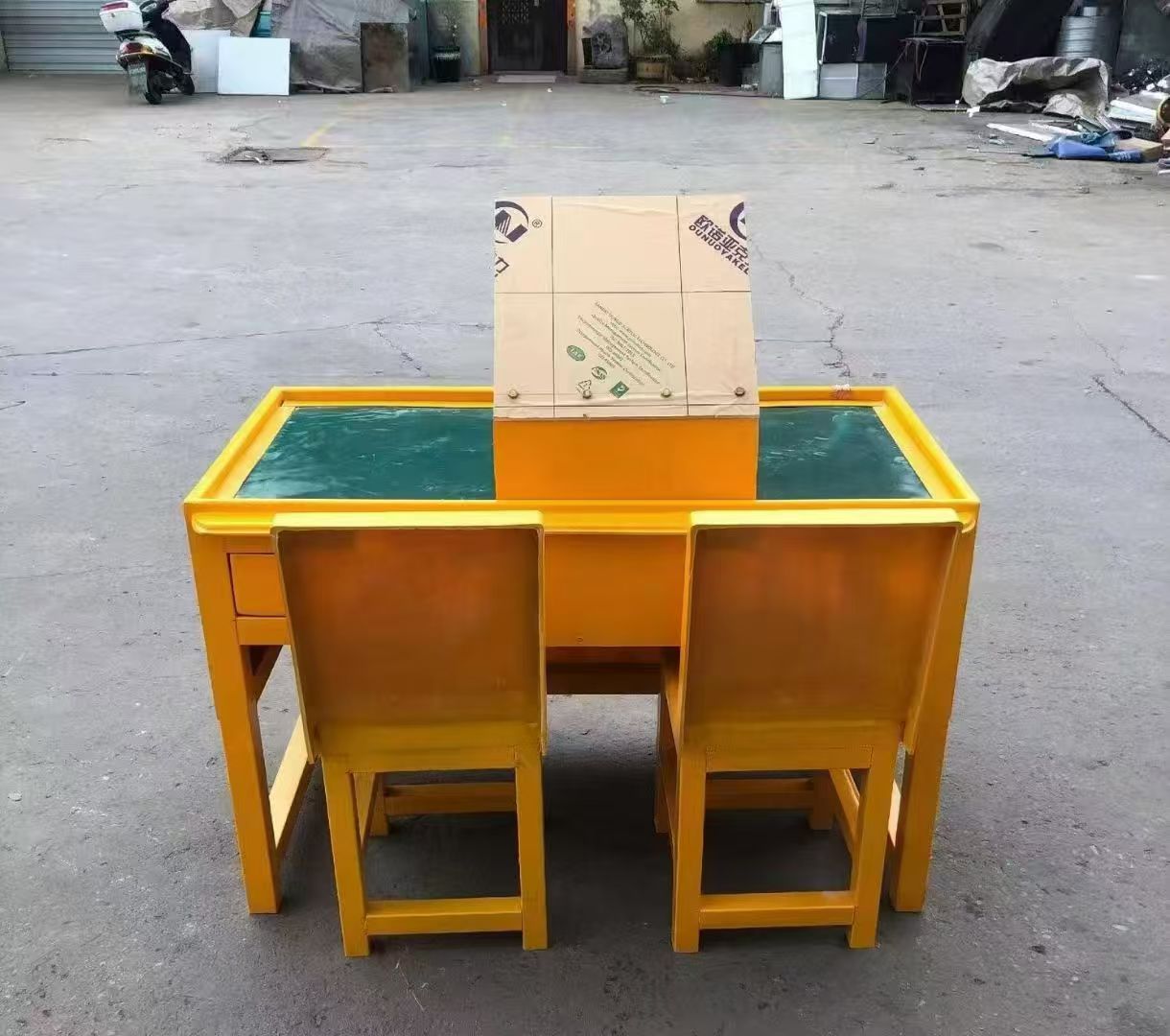 夏河防静电导通桌井下煤矿火工品发放桌：危险品流转的安全守护者